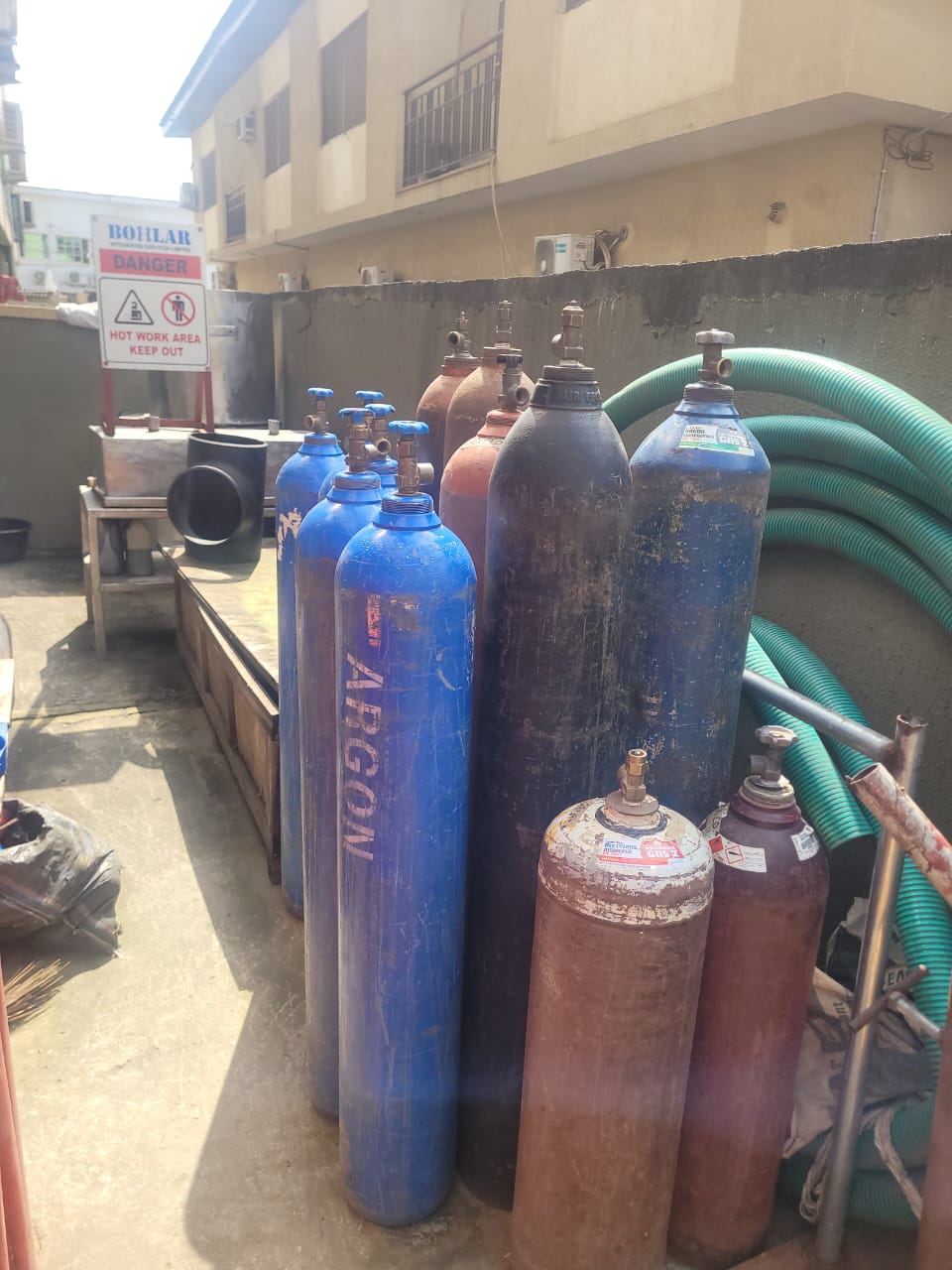 Lamotex Global gas cylinder stock